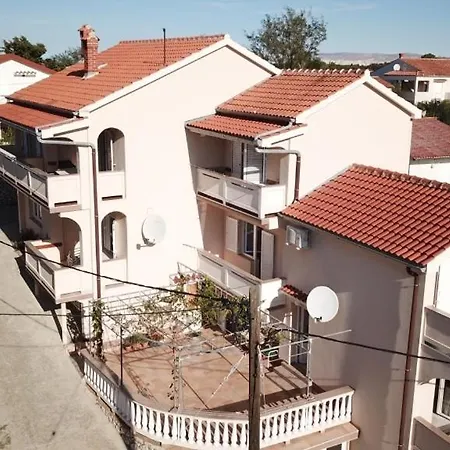 In With Balcony, Air Conditioning, Wifi 87-4 Lejlighed