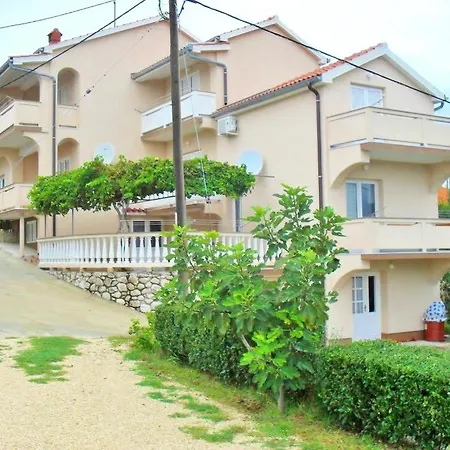 In With Balcony, Air Conditioning, Wifi 87-4 ロパール