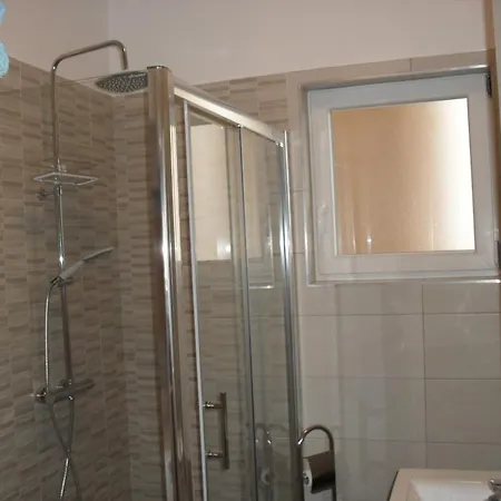 Apartament In With Balcony, Air Conditioning, Wifi 87-4