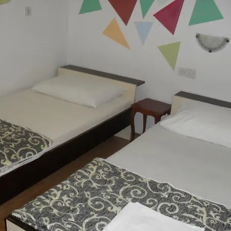 Apartament In With Balcony, Air Conditioning, Wifi 87-4