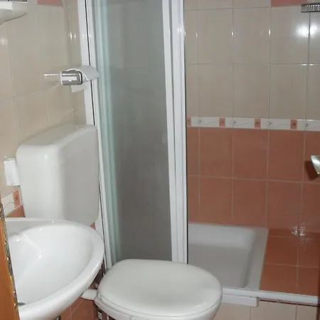 In With Balcony, Air Conditioning, Wifi 87-4 Lopar